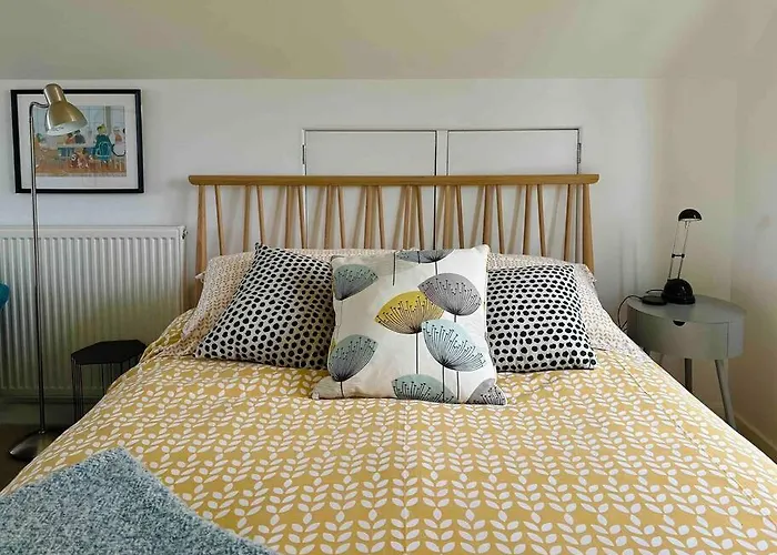 The Hideaway: Farnsfield